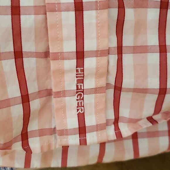 EUC Tommy Hilfiger Men's Button Down Dress Shirt  Sz S 14.5-15 - Picture 4 of 8